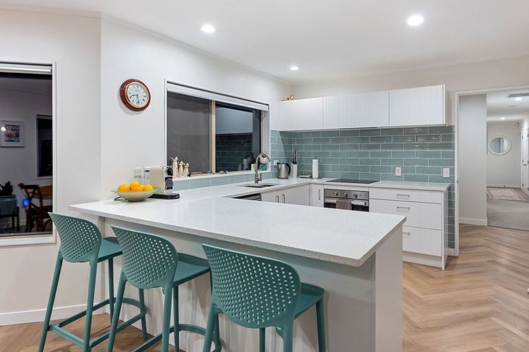 Photo of property in 3 Stella Court, Paraparaumu, 5032