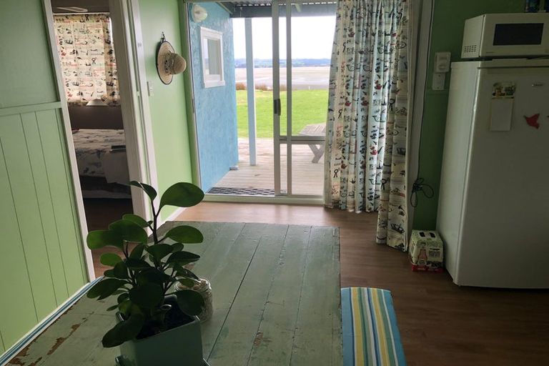 Photo of property in 253 Pouewe Street, Kawhia, 3889