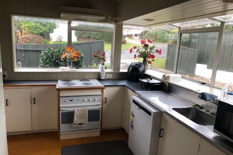 Photo of property in 26 Achilles Crescent, Welcome Bay, Tauranga, 3112