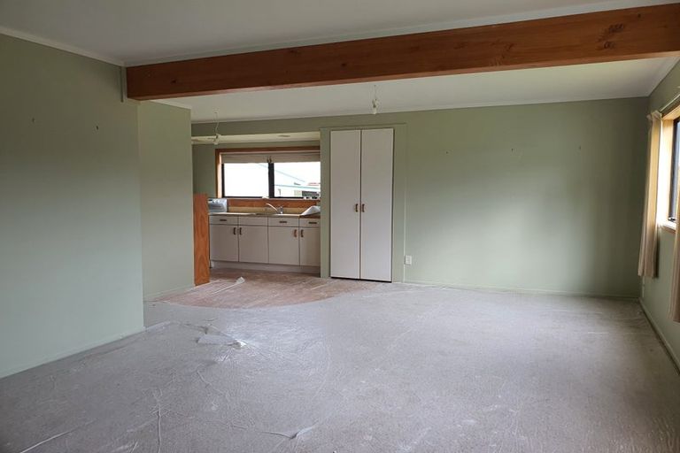 Photo of property in 144 Taupaki Road, Taupaki, Henderson, 0782