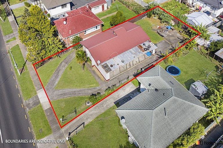 Photo of property in 227 Bairds Road, Otara, Auckland, 2023