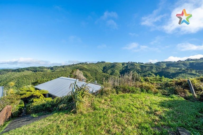 Photo of property in 54 Titiro Moana Road, Korokoro, Lower Hutt, 5012