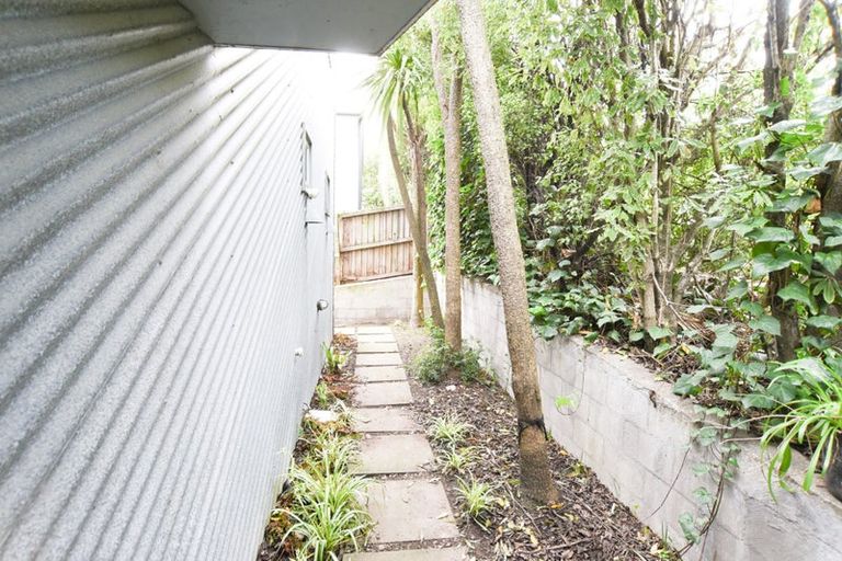 Photo of property in 23 Overdale Drive, Cashmere, Christchurch, 8022