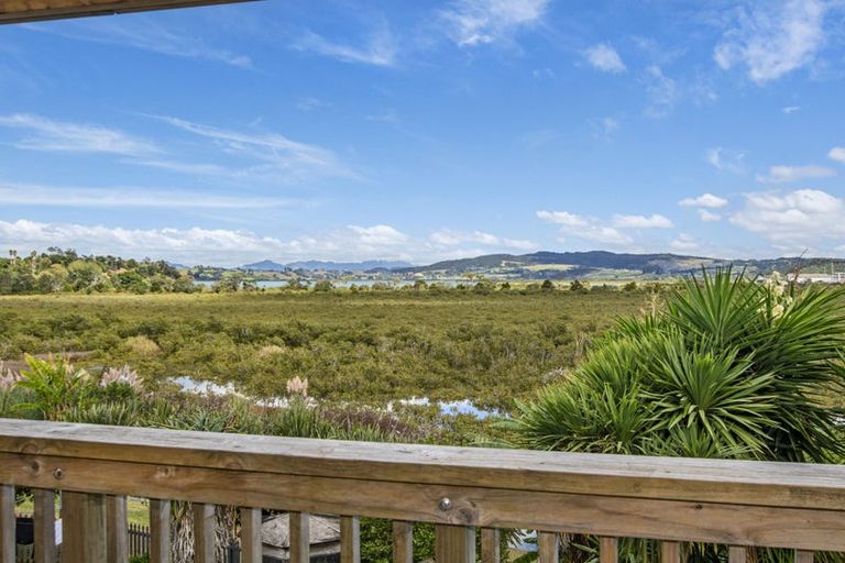 Photo of property in 56 Raumati Crescent, Onerahi, Whangarei, 0110