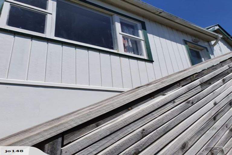 Photo of property in 51 Rolleston Street, Mount Cook, Wellington, 6021