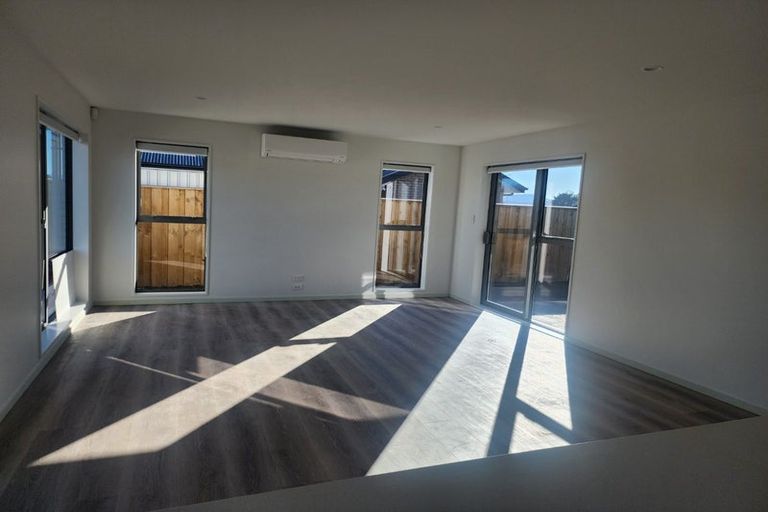 Photo of property in 24 Stackwood Avenue, Woodend, 7610