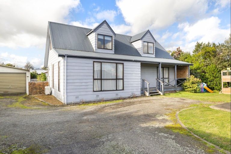 Photo of property in 34 Roberts Line, Kelvin Grove, Palmerston North, 4414