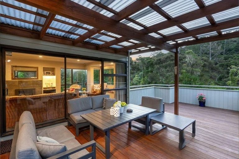 Photo of property in 126 Lynn Road, Bayview, Auckland, 0629