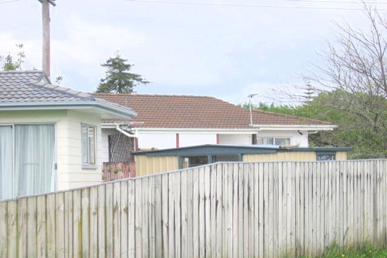 Photo of property in 6 Silverstone Place, Henderson, Auckland, 0612