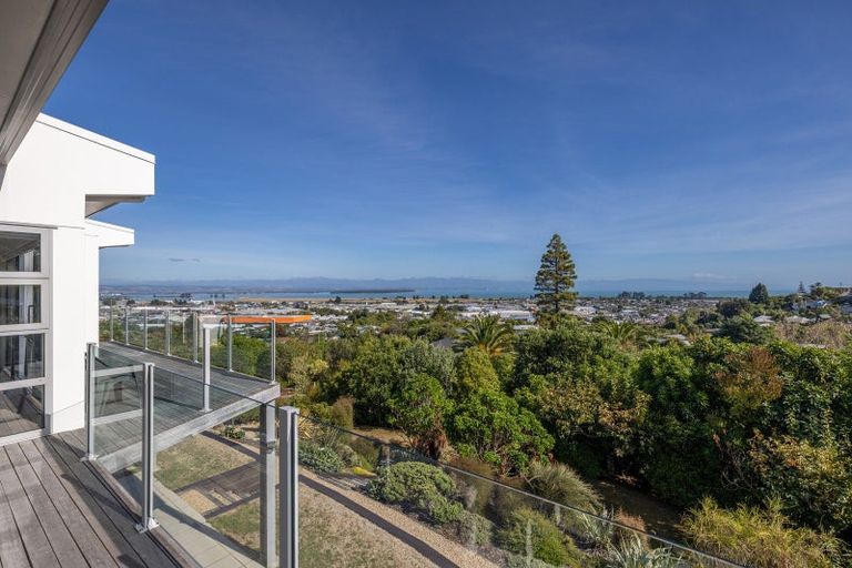 Photo of property in 21 Highview Drive, Wakatu, Nelson, 7011