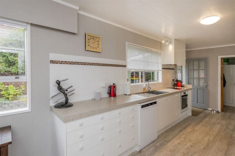 Photo of property in 8 Regal Street, Levin, 5510