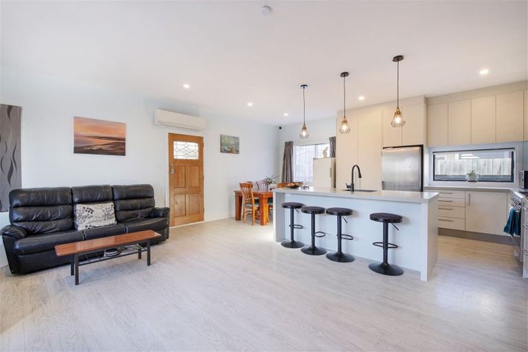 Photo of property in 1/96 Condell Avenue, Papanui, Christchurch, 8053