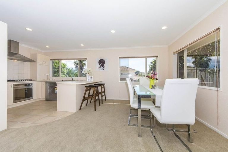 Photo of property in 54b Santa Ana Drive, Dannemora, Auckland, 2016