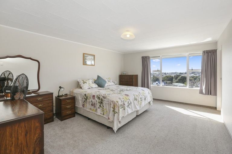 Photo of property in 11b Acacia Place, Bell Block, New Plymouth, 4312