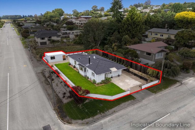 Photo of property in 19 Barker Street, Geraldine, 7930