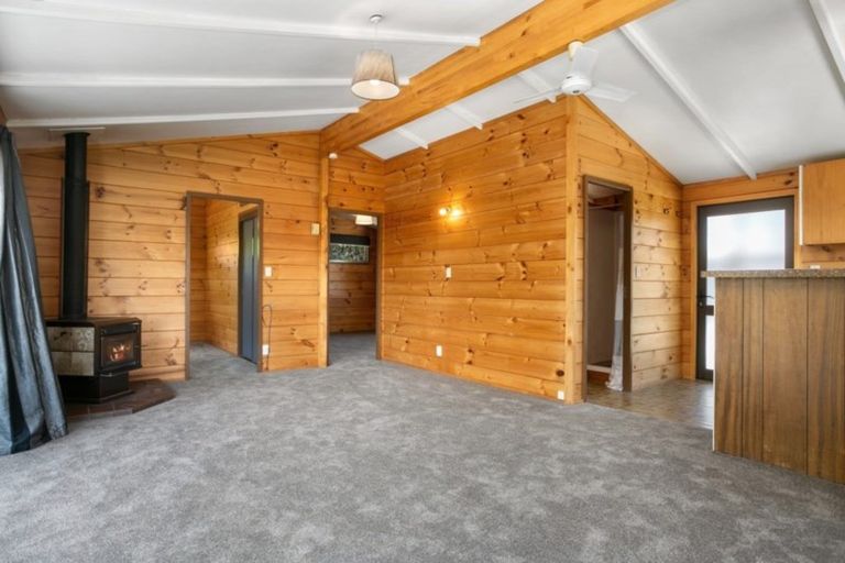 Photo of property in 1/11 Ingle Avenue, Waipahihi, Taupo, 3330