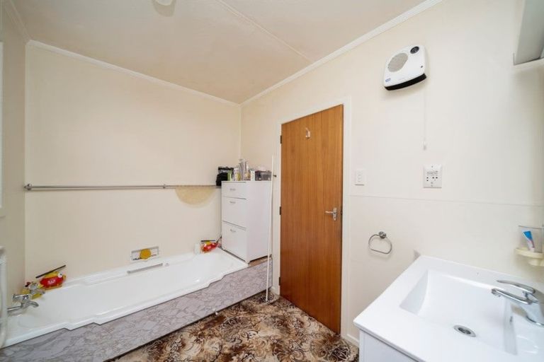 Photo of property in 202 Carrington Street, Vogeltown, New Plymouth, 4310