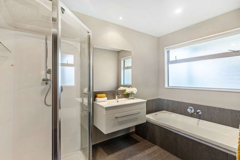 Photo of property in 32 Preston Avenue, West Melton, 7618