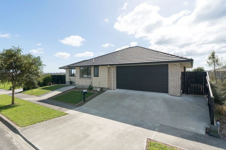 Photo of property in 187a Pacific Drive, Fitzherbert, Palmerston North, 4410