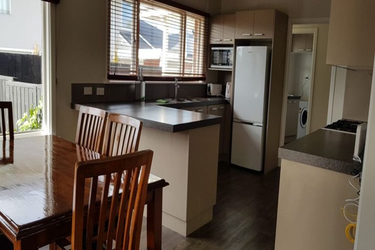 Photo of property in 15 Powell Crescent, Ilam, Christchurch, 8041