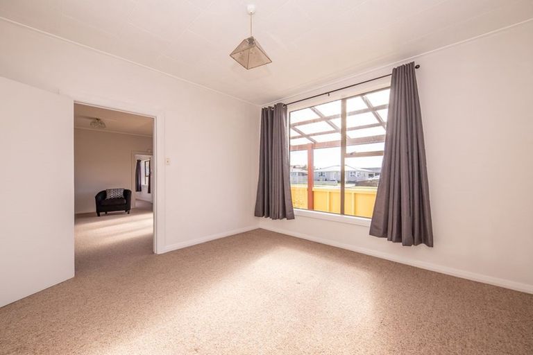 Photo of property in 20 Bentham Street, Westport, 7825