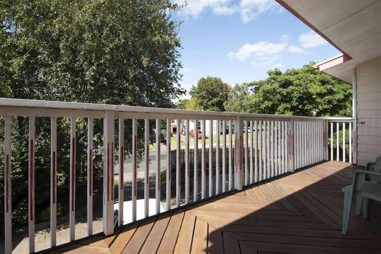 Photo of property in 10 Raymond Avenue, Te Puke, 3119