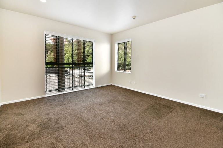 Photo of property in 24e Harbour Village Drive, Gulf Harbour, Whangaparaoa, 0930