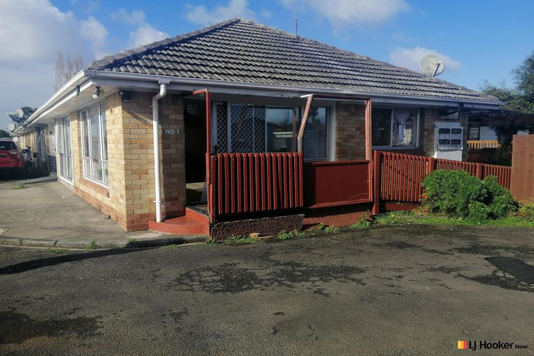 Photo of property in 1/316 Massey Road, Mangere East, Auckland, 2024