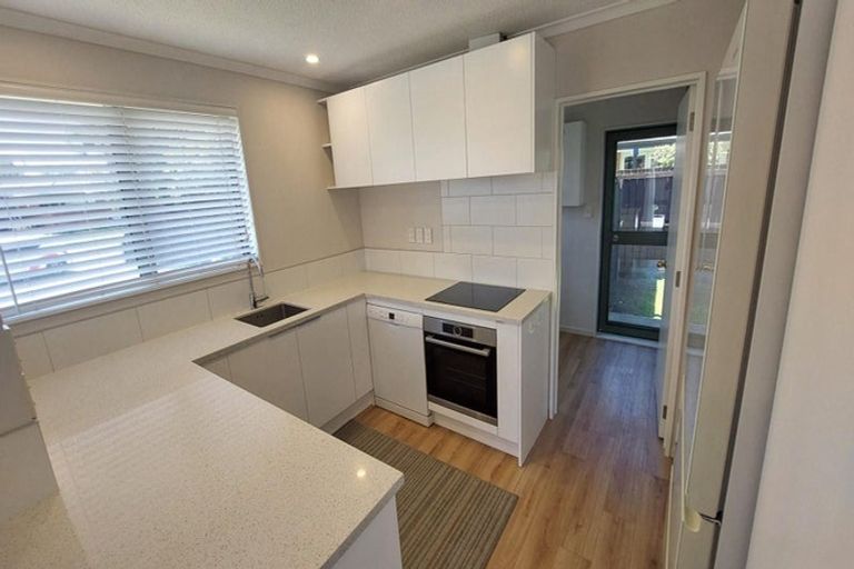 Photo of property in 29 Durrell Way, Rolleston, 7614