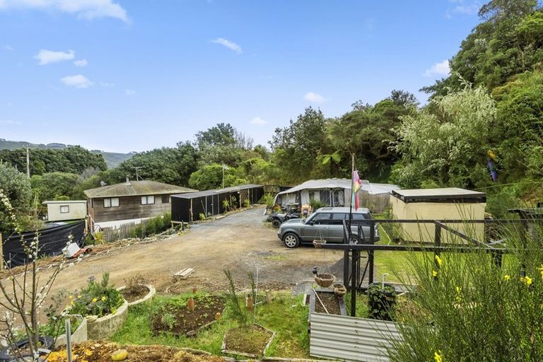 Photo of property in 52 Gear Terrace, Ranui, Porirua, 5024