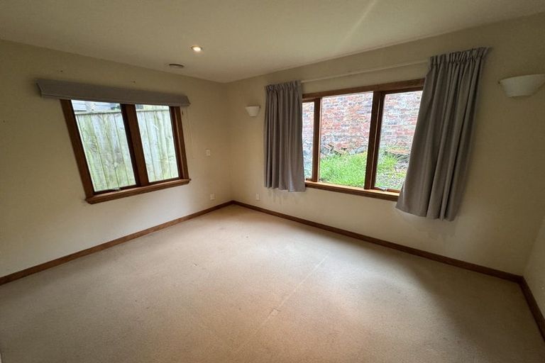Photo of property in 365 Willis Street, Mount Cook, Wellington, 6011