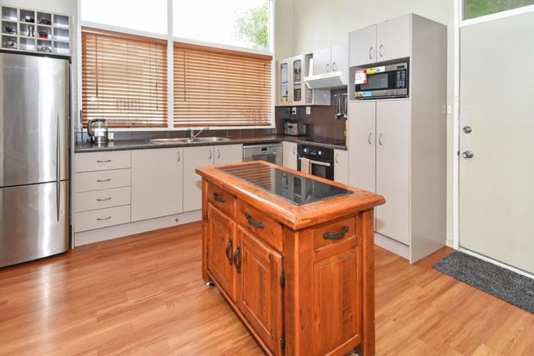 Photo of property in 88 Red Hill Road, Red Hill, Papakura, 2110