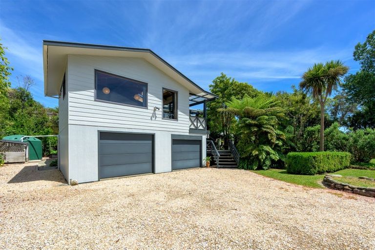 Photo of property in 85 Bishop Road, Parapara, Takaka, 7182