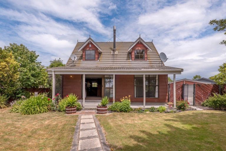 Photo of property in 60 Solomon Avenue, Redwood, Christchurch, 8051