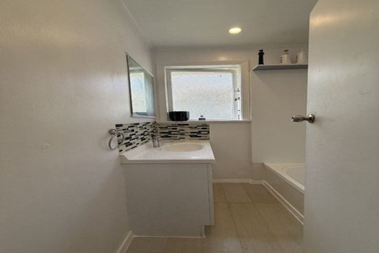 Photo of property in 23 Thackeray Street, Trentham, Upper Hutt, 5018