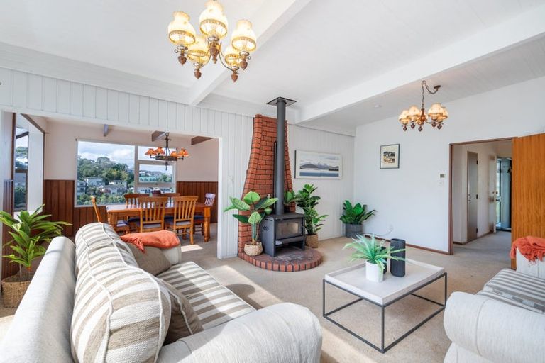 Photo of property in 1 Safari Crescent, Johnsonville, Wellington, 6037