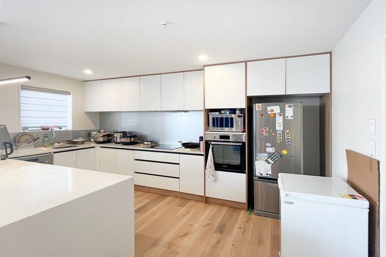 Photo of property in 16 Gecko Road, Hobsonville, Auckland, 0616