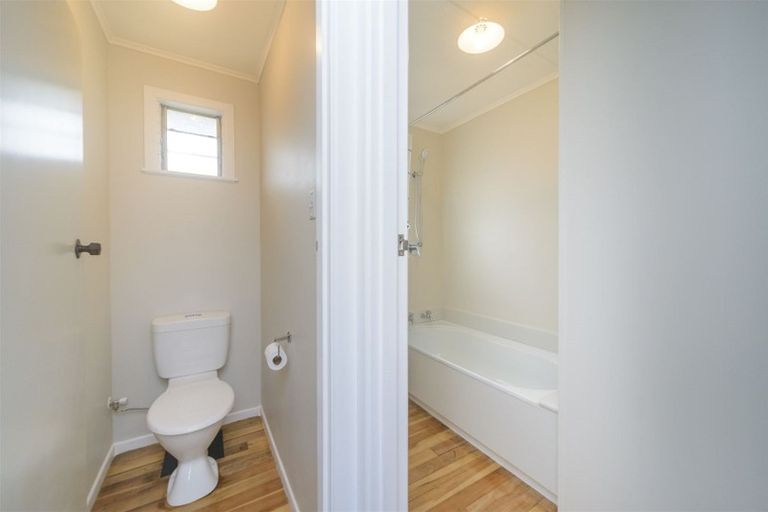 Photo of property in 65 Kettle Avenue, Awapuni, Palmerston North, 4412