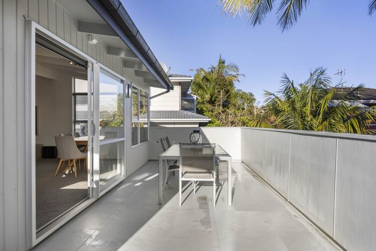 Photo of property in 52 The Circle, Manly, Whangaparaoa, 0930