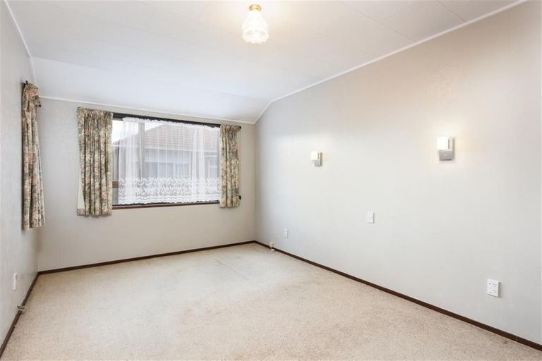 Photo of property in 40a Bay View Road, South Dunedin, Dunedin, 9012