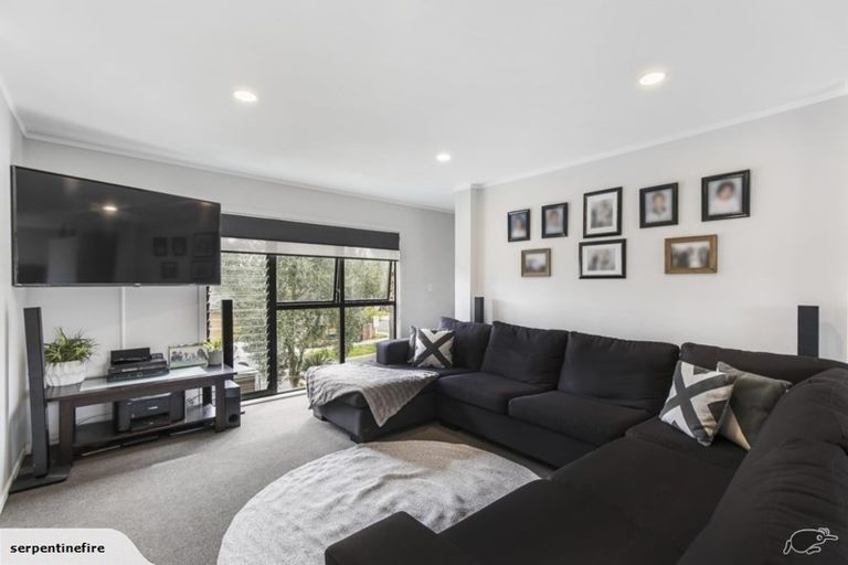 Photo of property in 26 Kevale Place, Manurewa, Auckland, 2102