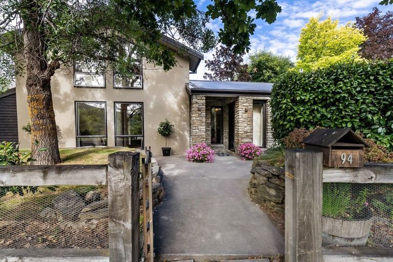 Photo of property in 94 Centennial Avenue, Arrowtown, 9302