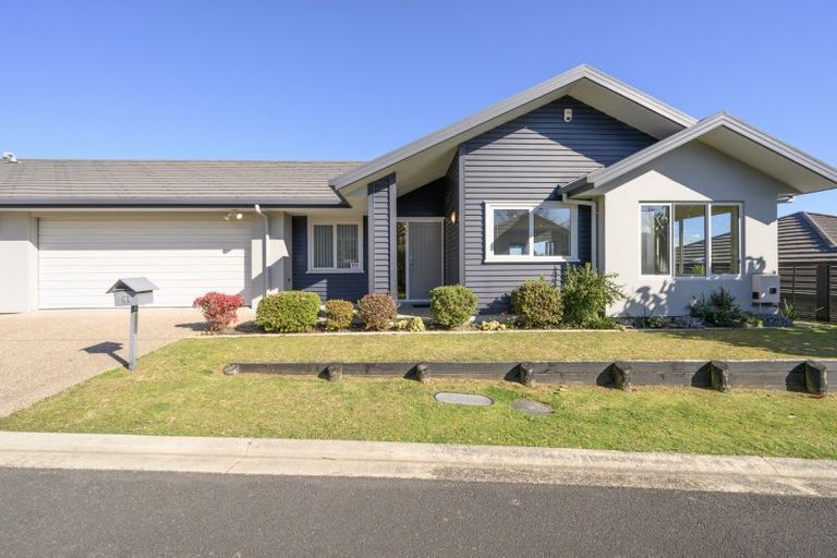 Photo of property in 61 Bridgewater Way, Pyes Pa, Tauranga, 3112