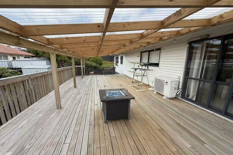 Photo of property in 1/26 Philson Terrace, Browns Bay, Auckland, 0630