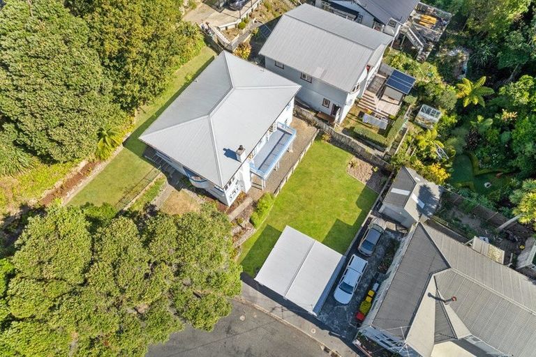 Photo of property in 1 Balfour Street, Mornington, Wellington, 6021