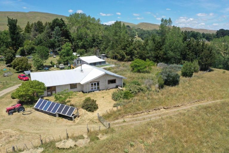 Photo of property in 400 Rakaiatai Road, Ormondville, Dannevirke, 4977