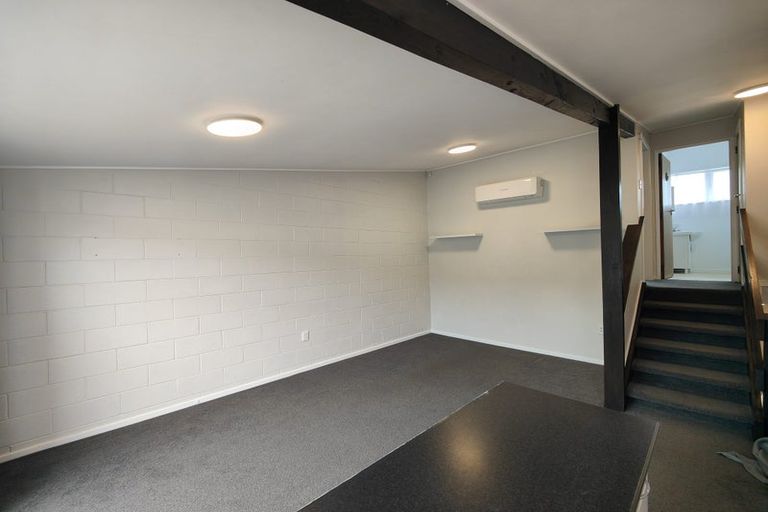 Photo of property in 5/21 Collins Avenue, Tawa, Wellington, 5028