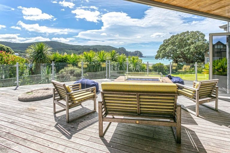 Photo of property in 112 Oratia Place, Onemana, Whangamata, 3691