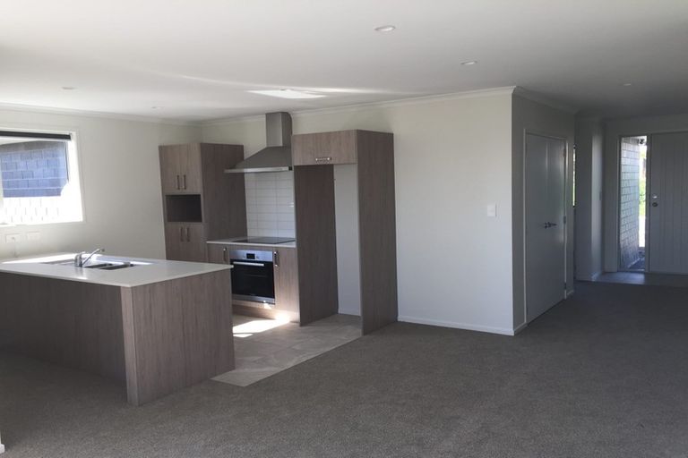 Photo of property in 87 Bert Wall Drive, Omokoroa, 3114