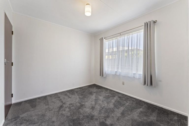 Photo of property in 8a Tasman Street, Levin, 5510
